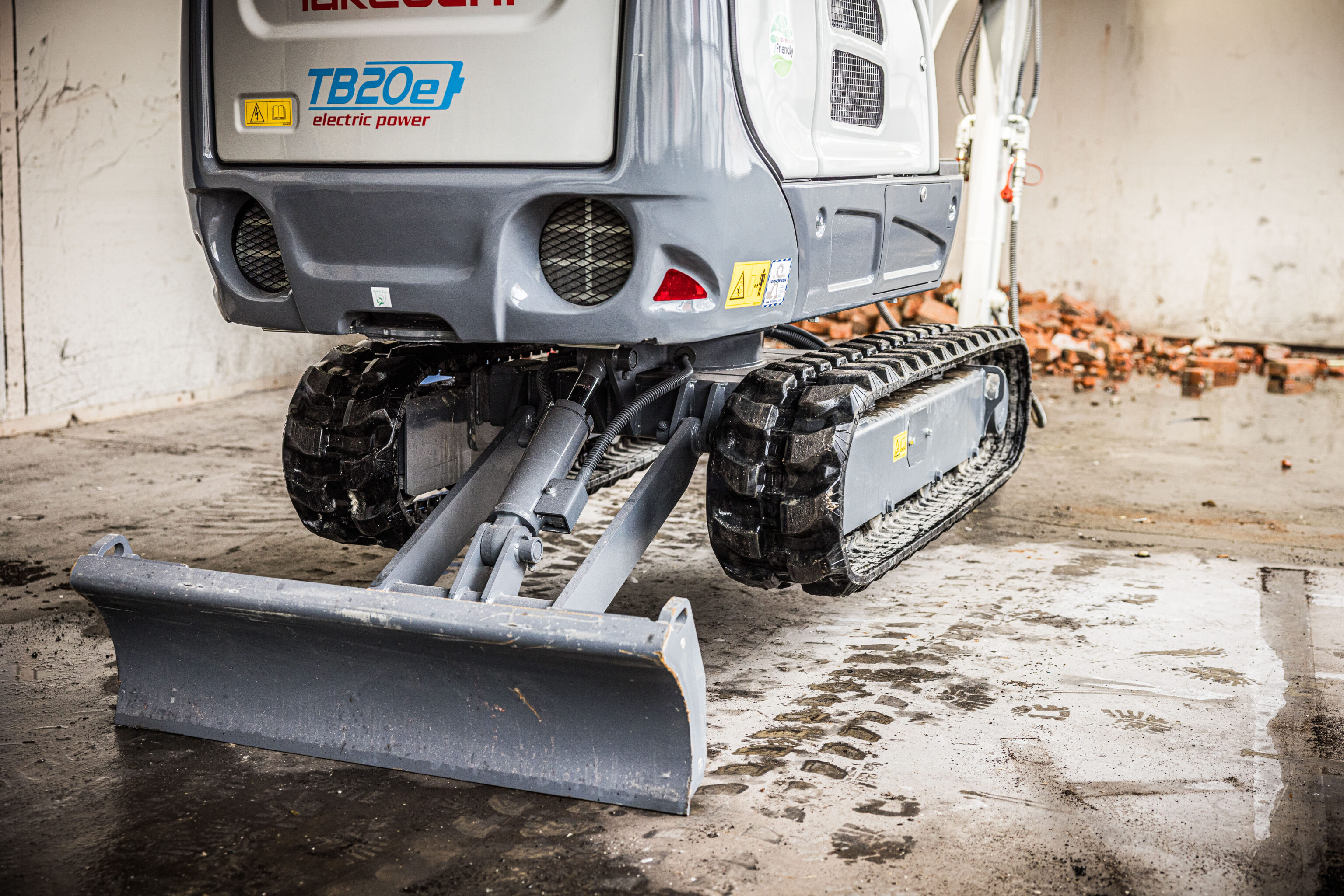 Rups smal van TB20e