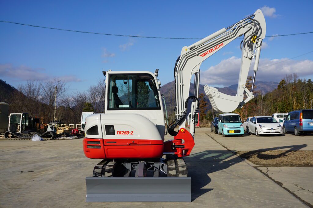 Takeuchi TB250-2