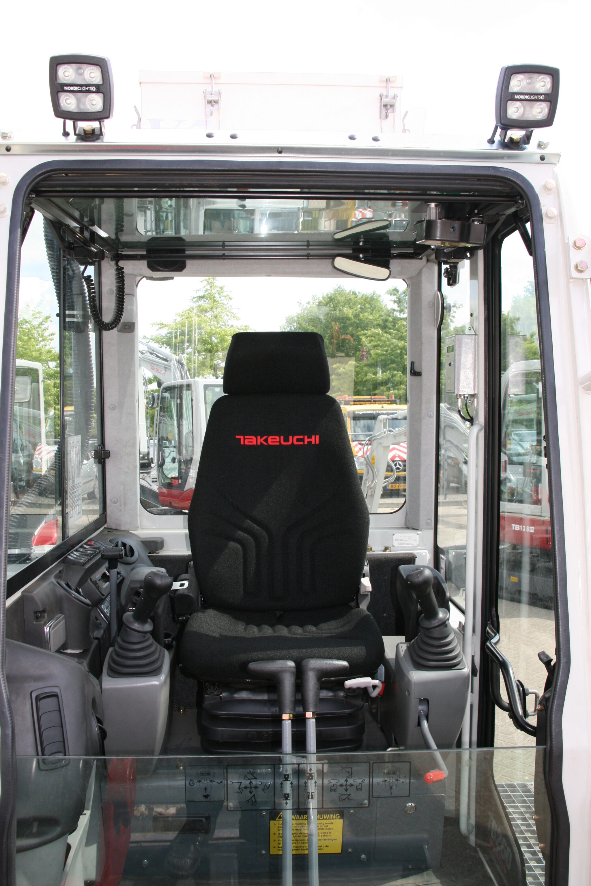 Siège confort Takeuchi TB260 à dossier haut
