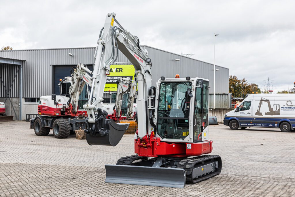 Takeuchi TB257FR graafmachine