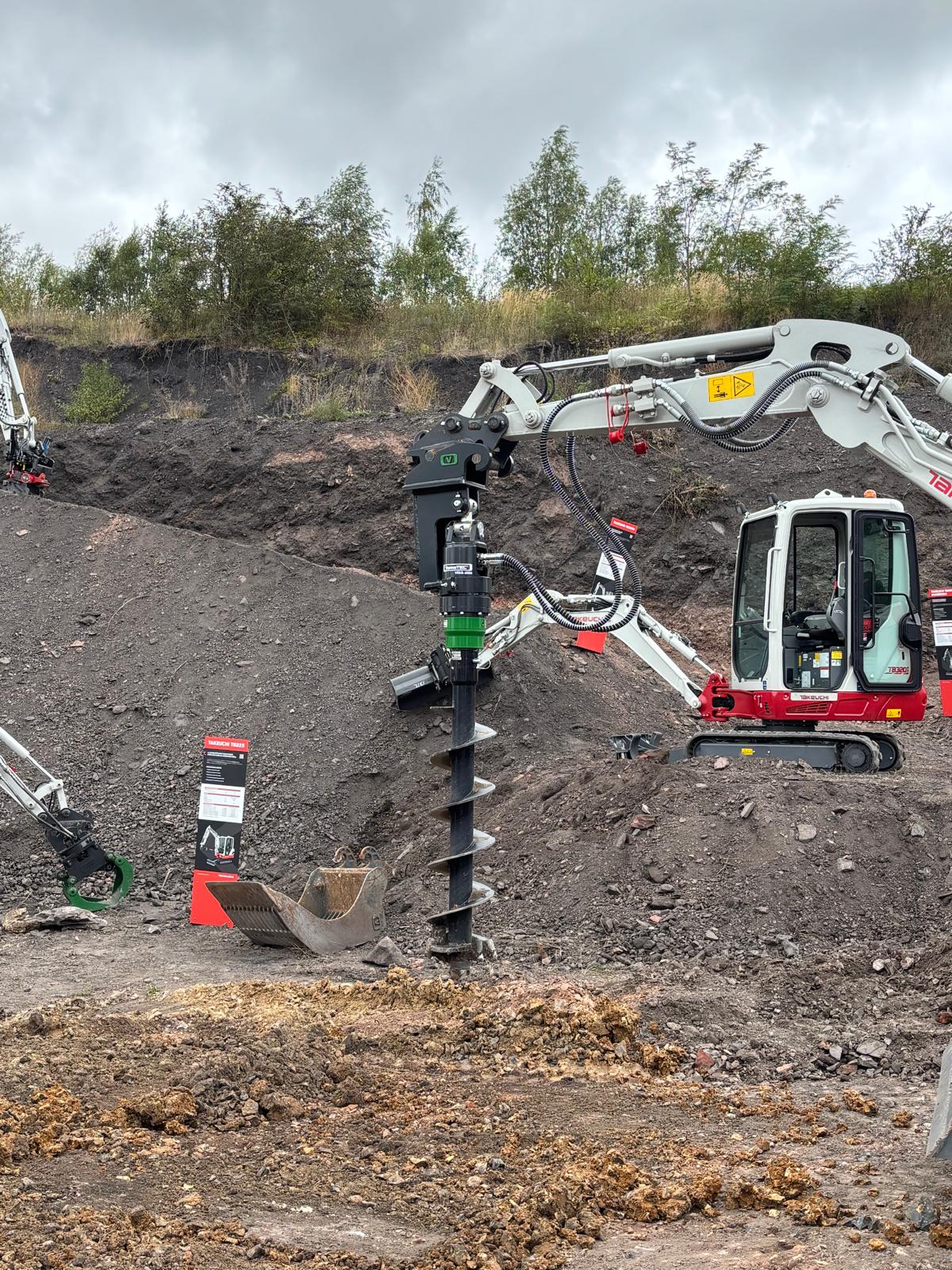 takeuchi graafmachine grondboor